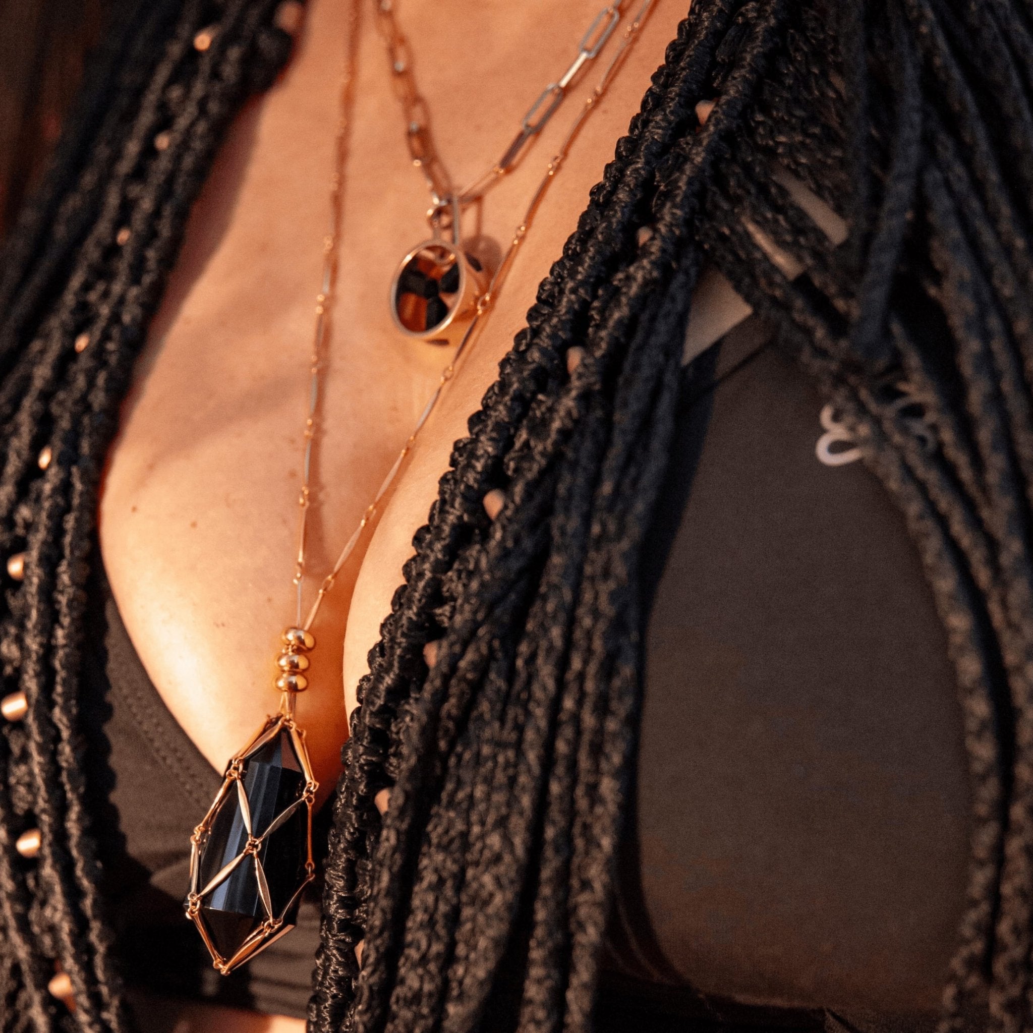 👑 PORTAL - 3 POINT PENDANT IN BLACK ONYX - Hey Babe LA