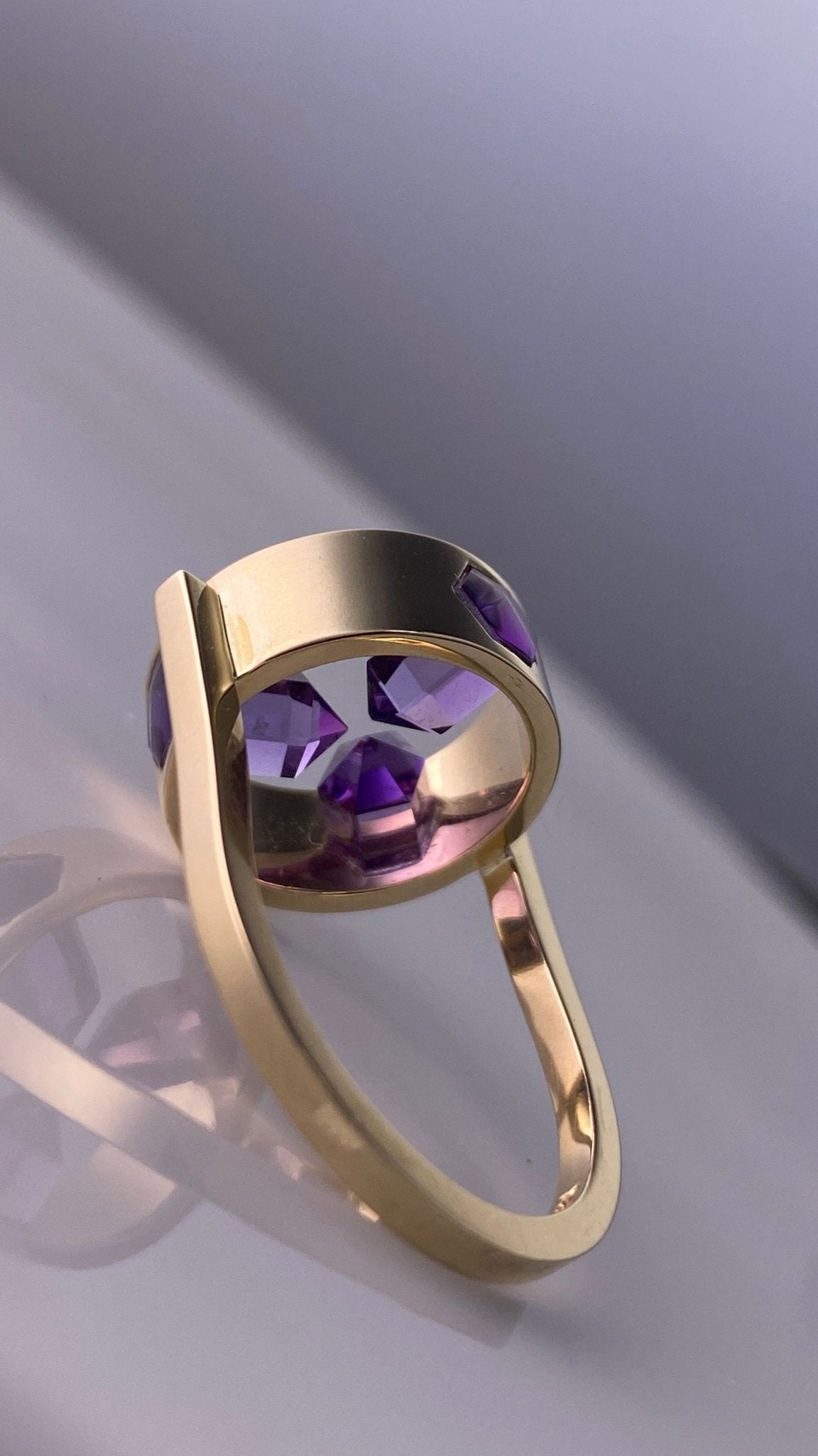 👑 PORTAL - 3 POINT RING IN AMETHYST - Hey Babe LA