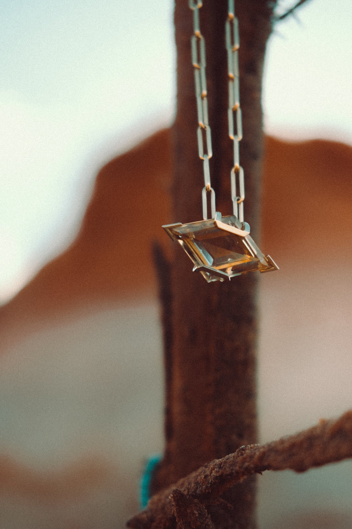 CITRINE TWO WAY RHOMBUS PENDANT - Hey Babe LA