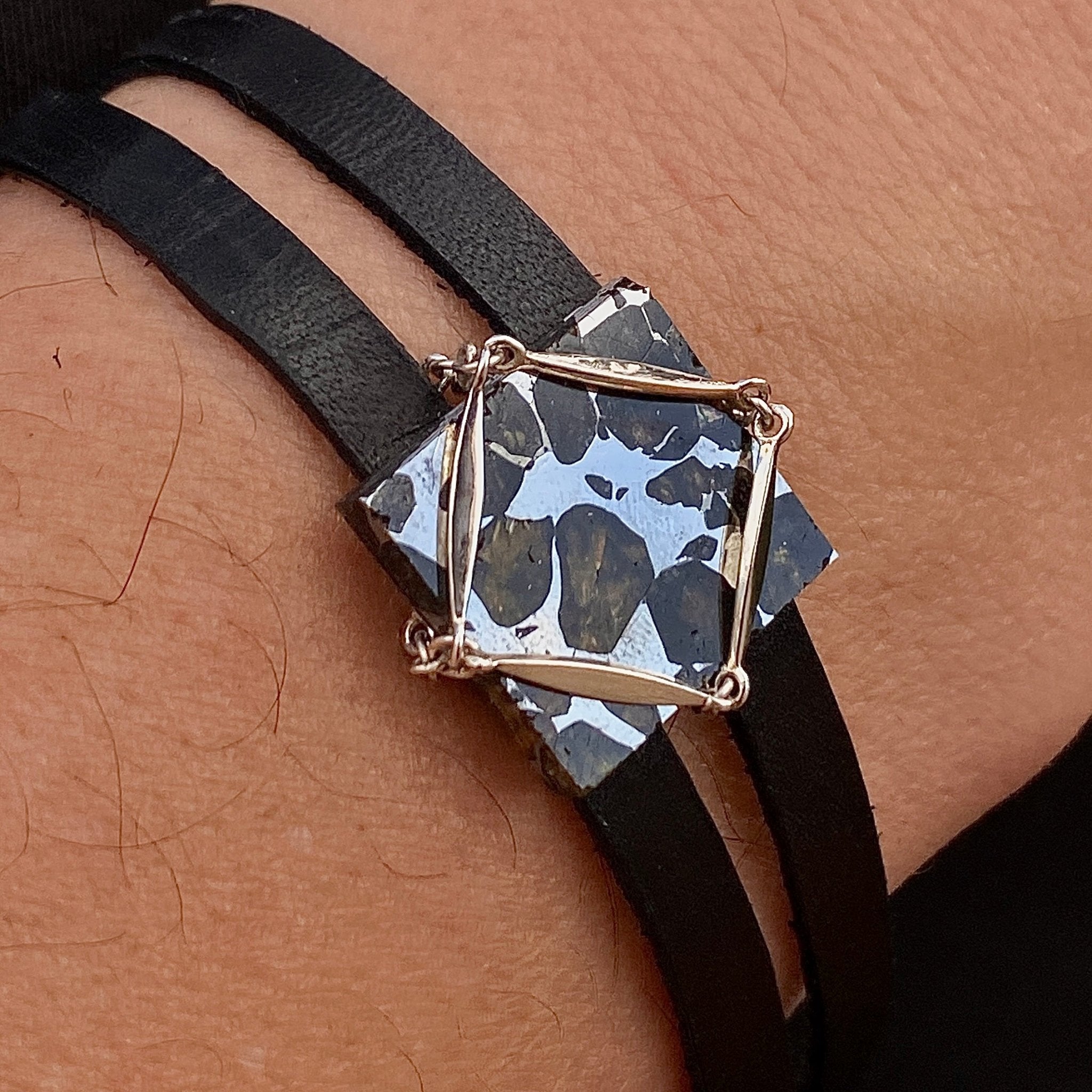 🛸 PALLASITE LEATHER BRACELET - Hey Babe LA