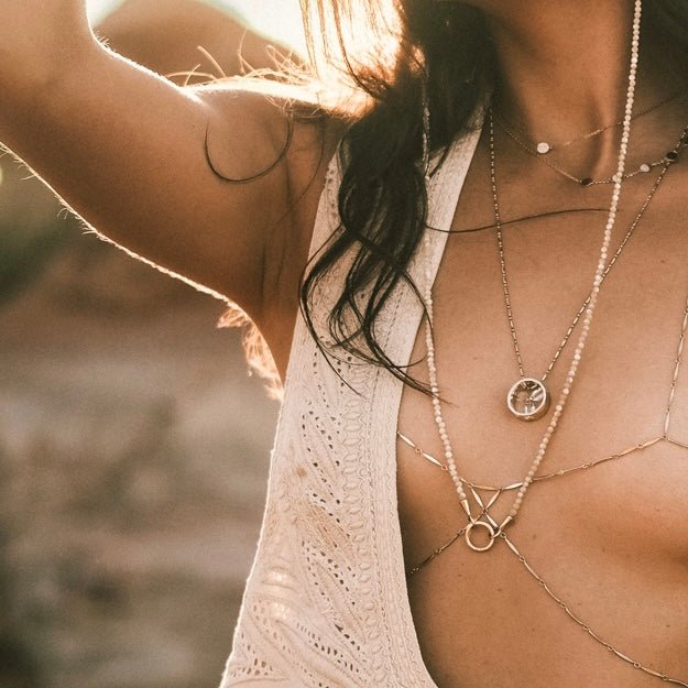 👑 PORTAL - 3 POINT PENDANT IN CLEAR QUARTZ CRYSTAL - Hey Babe LA