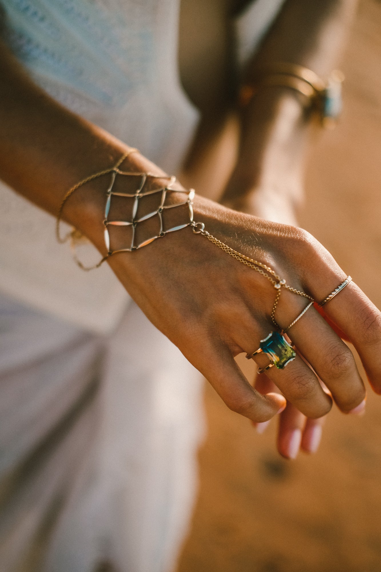 🪐 ROOT + CROWN CHAKRA UNITY RING - Hey Babe LA