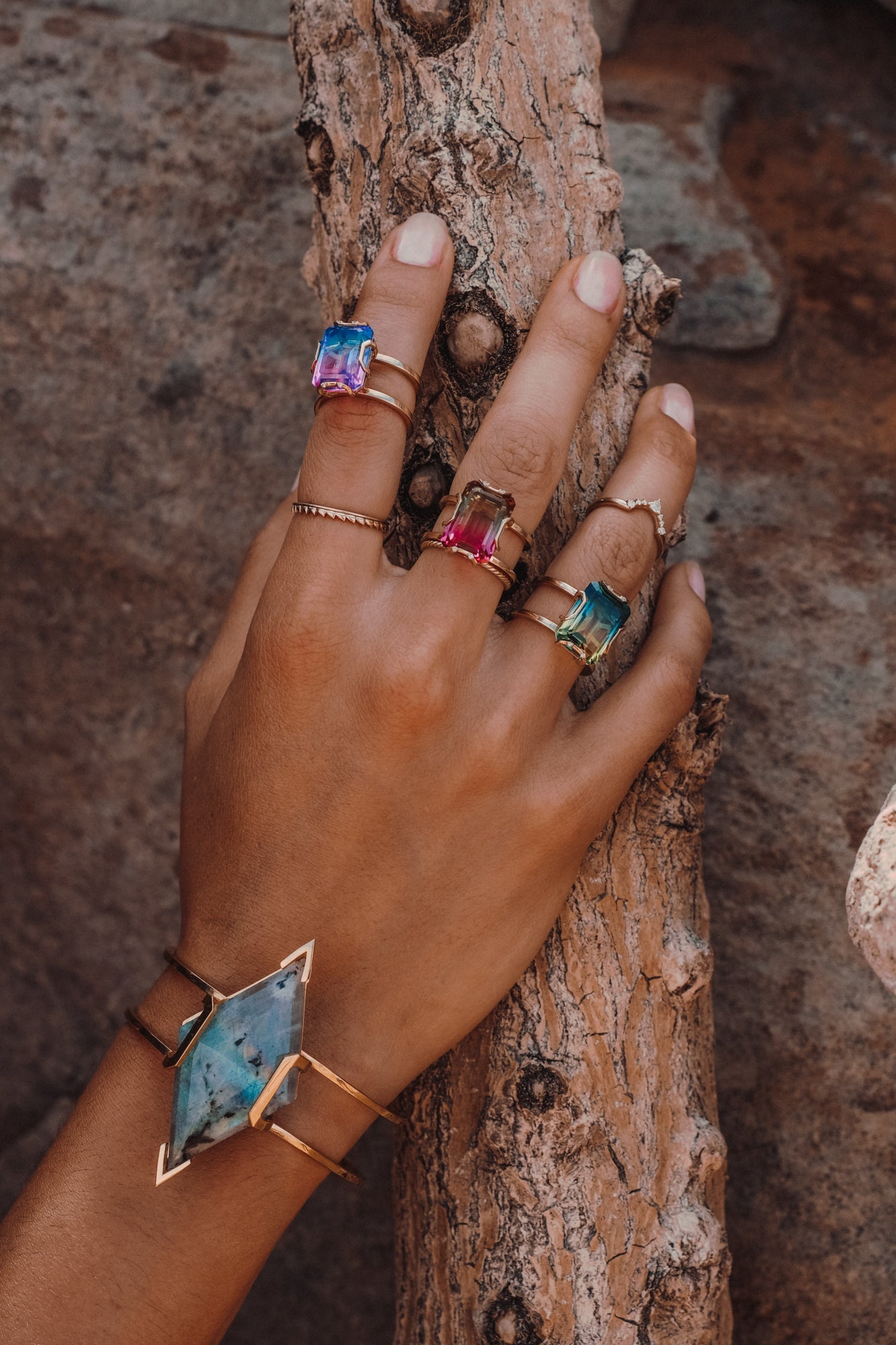🪐 ROOT + CROWN CHAKRA UNITY RING - Hey Babe LA